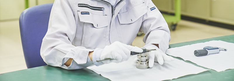 測定器を使った測定体験の様子